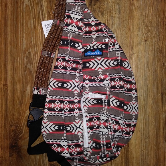 Kavu Handbags - NWT Kavu Rope Bag PRICE FIRM